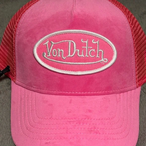 Von Dutch Pink Velvet Cap New - Picture 2 of 5